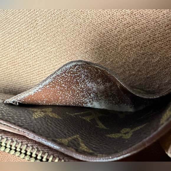 COPY - LV Sarah wallet authentic - Picture 7 of 16